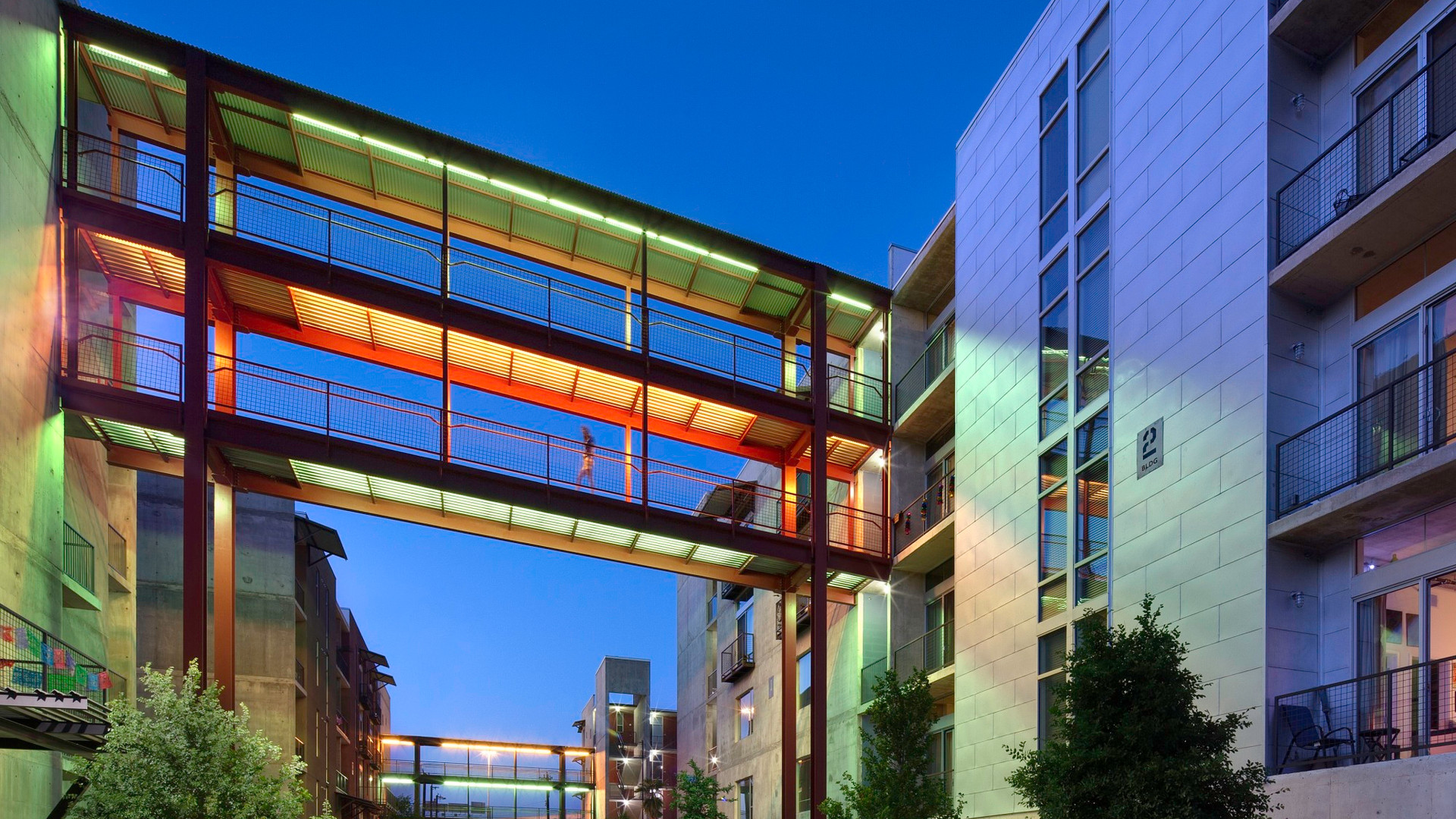 1221 Broadway Lofts at dusk, San Antonio